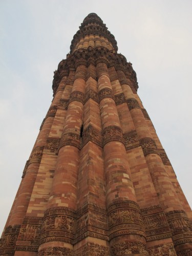 Islamic calligraphy (verses from the Quran) and Hindu motifs combine in many of the monuments to be found here. 